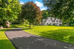 1938 Beekman Ct, Yorktown Heights, NY 10598 - Photo 3