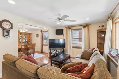 307 Hughes Street, Bellmore, NY 11710 - Photo 7