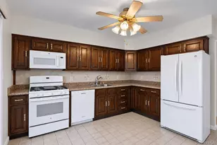 2500 Centre Ave, Bellmore, NY 11710 - Photo 13