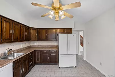 2500 Centre Avenue, Bellmore, NY 11710 - Photo 11