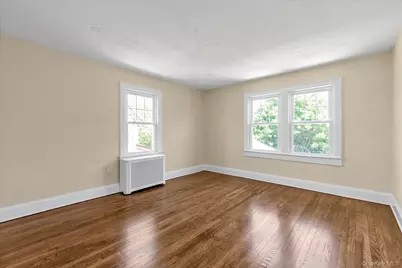 15 Hampton Road, Lynbrook, NY 11563 - Photo 13