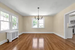 15 Hampton Rd, Lynbrook, NY 11563 - Photo 7