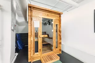 24-39 38th St, Astoria, NY 11103 - Photo 31