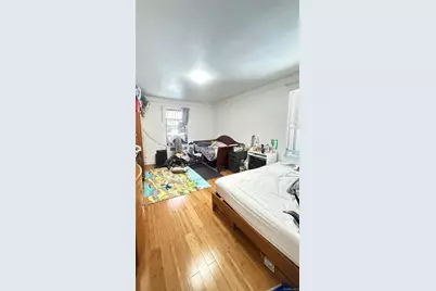 8306 Vietor Ave #1O, Elmhurst, NY 11373 - Photo 5