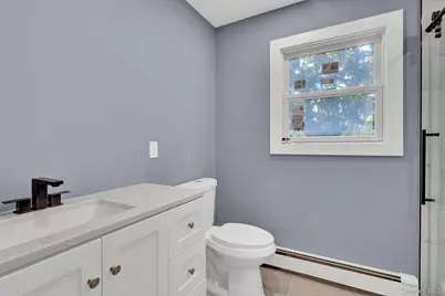 85 Hawthorne Street, Selden, NY 11784 - Photo 23