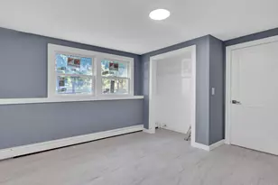 85 Hawthorne St, Selden, NY 11784 - Photo 29