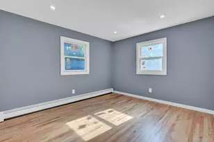 85 Hawthorne St, Selden, NY 11784 - Photo 19