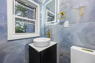 19 Westside Ave, Bay Shore, NY 11706 - Photo 13