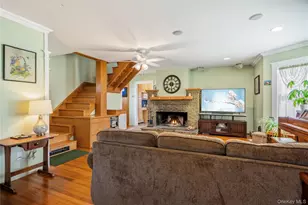 115 Cedar Ave, Patchogue, NY 11772 - Photo 5