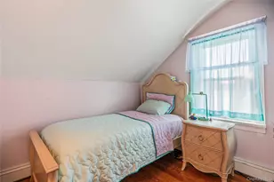 115 Cedar Ave, Patchogue, NY 11772 - Photo 15