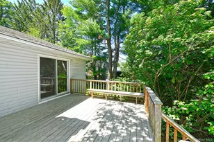 8 Foothill Ln, East Northport, NY 11731 - Photo 39