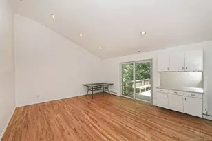 8 Foothill Ln, East Northport, NY 11731 - Photo 19