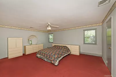 8 Foothill Lane, East Northport, NY 11731 - Photo 25
