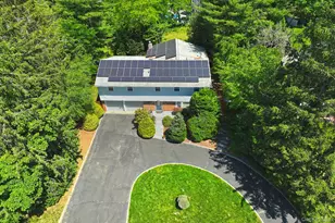 8 Foothill Ln, East Northport, NY 11731 - Photo 41