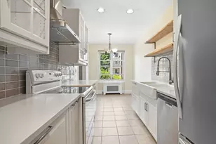 910 Stuart Ave, Mamaroneck, NY 10543 - Photo 7