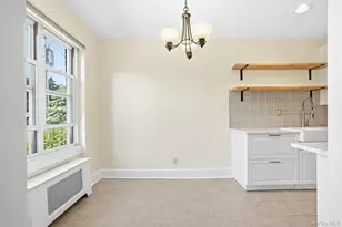 910 Stuart Ave, Mamaroneck, NY 10543 - Photo 9