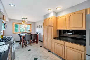 372 Hungry Harbor Rd, Valley Stream, NY 11581 - Photo 7