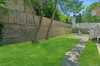 624 Timpson Street, Pelham, NY 10803 - Photo 33