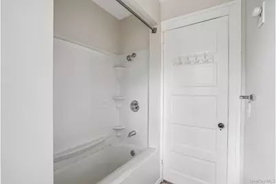 65 N Clinton Street, Poughkeepsie, NY 12601 - Photo 25