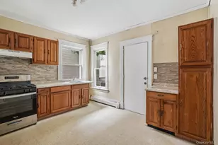 65 N Clinton St, Poughkeepsie, NY 12601 - Photo 13