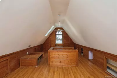 110 Yale Street, Williston Park, NY 11596 - Photo 21