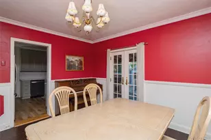 110 Yale St, Williston Park, NY 11596 - Photo 11