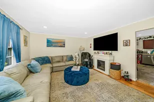 733 14th St, West Babylon, NY 11704 - Photo 9