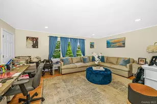 733 14th St, West Babylon, NY 11704 - Photo 11