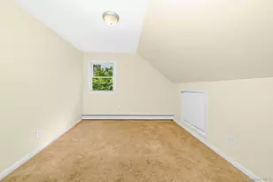 733 14th St, West Babylon, NY 11704 - Photo 31