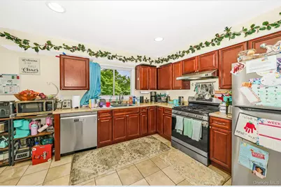 733 14th Street, West Babylon, NY 11704 - Photo 5