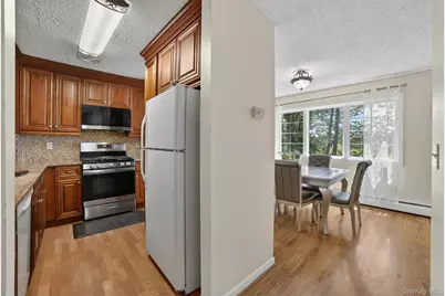 9 Maple Crest Drive, Peekskill, NY 10566 - Photo 5