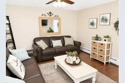 2 Comet Road, Selden, NY 11784 - Photo 9
