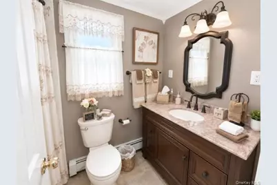 2 Comet Road, Selden, NY 11784 - Photo 13