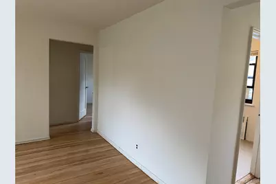 21 Lawrence Drive #A, White Plains, NY 10603 - Photo 11