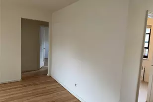 21 Lawrence Dr, White Plains, NY 10603 - Photo 11