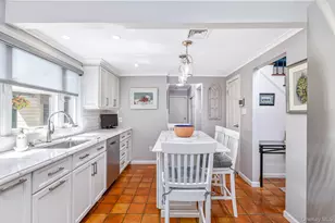 16 Redwood Ln, South Setauket, NY 11720 - Photo 9