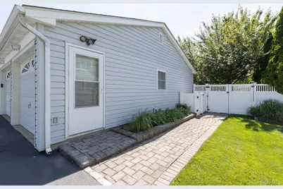 16 Redwood Lane, South Setauket, NY 11720 - Photo 31