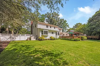28 Cygnet Drive, Smithtown, NY 11787 - Photo 43