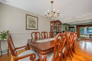 28 Cygnet Dr, Smithtown, NY 11787 - Photo 11