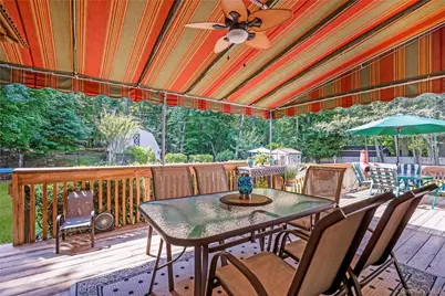 28 Cygnet Drive, Smithtown, NY 11787 - Photo 41