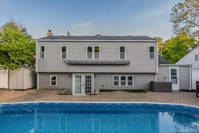 21 Via Continental, Huntington Station, NY 11746 - Photo 33