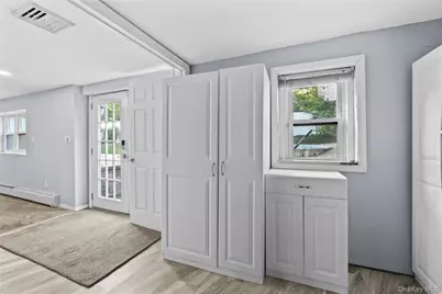 21 Via Continental, Huntington Station, NY 11746 - Photo 29