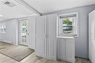 21 Via Continental, Huntington Station, NY 11746 - Photo 29