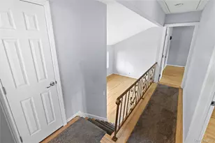 21 Via Continental, Huntington Station, NY 11746 - Photo 11