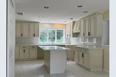 227 Beverly Road, Huntington Station, NY 11746 - Photo 23