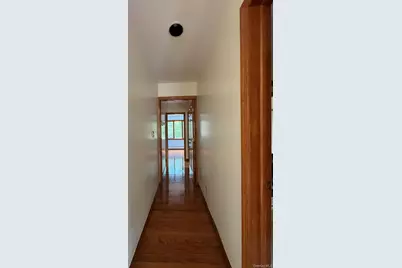 227 Beverly Road, Huntington Station, NY 11746 - Photo 17