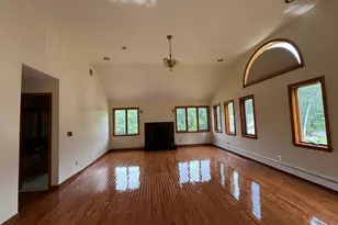 227 Beverly Rd, Huntington Station, NY 11746 - Photo 33