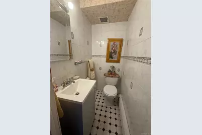 89-12 Desarc Road, Ozone Park, NY 11417 - Photo 9