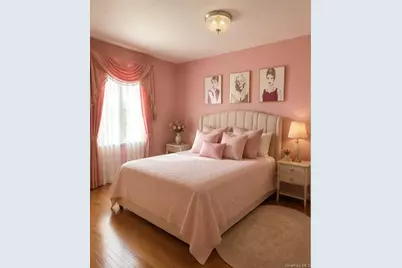 89-12 Desarc Road, Ozone Park, NY 11417 - Photo 5