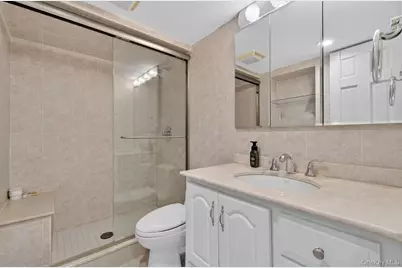 73-47 185th Street, Fresh Meadows, NY 11366 - Photo 23
